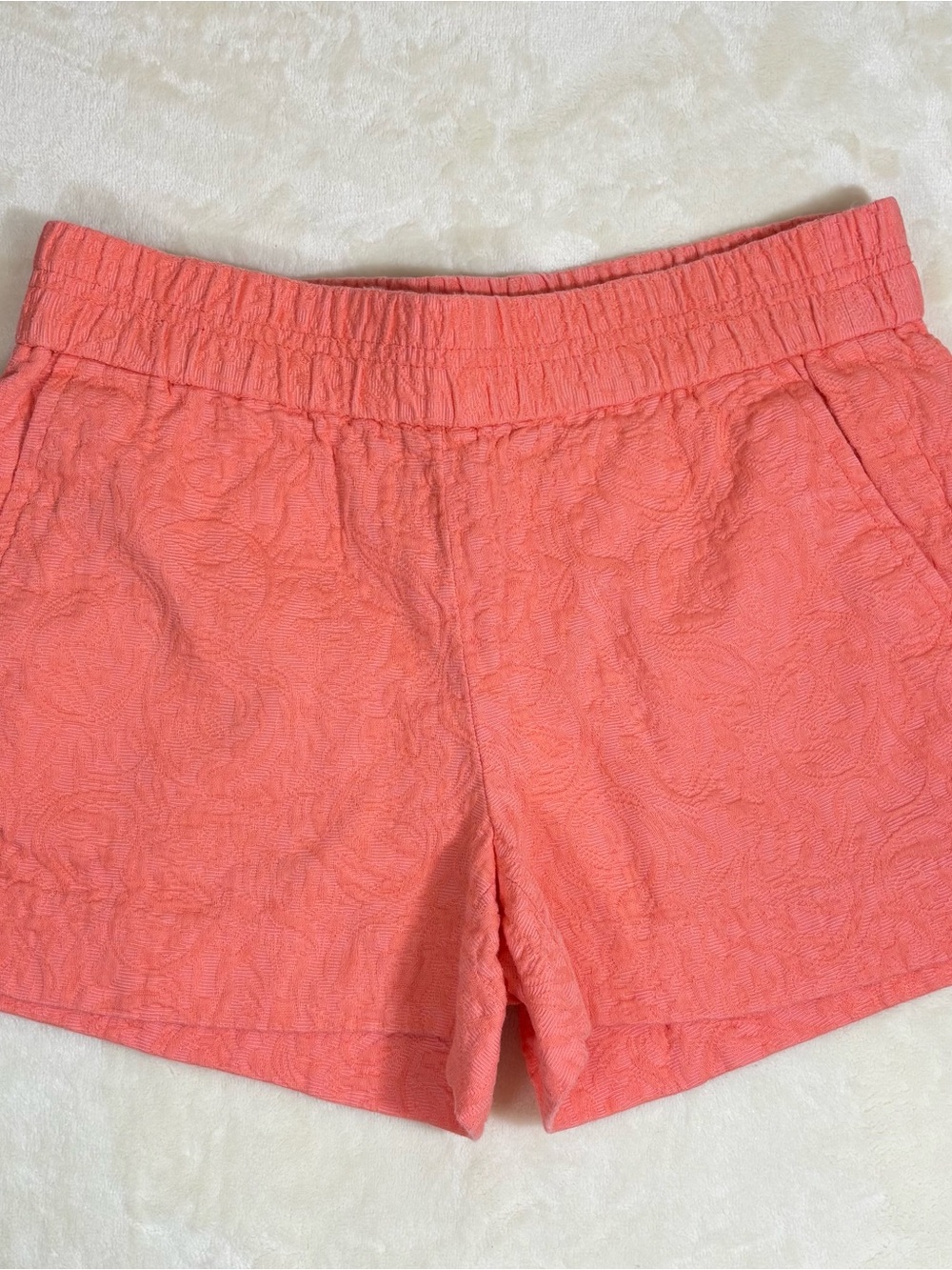 J. Crew Women’s Floral Jacquard Pull On Coral Textured Shorts Size 00